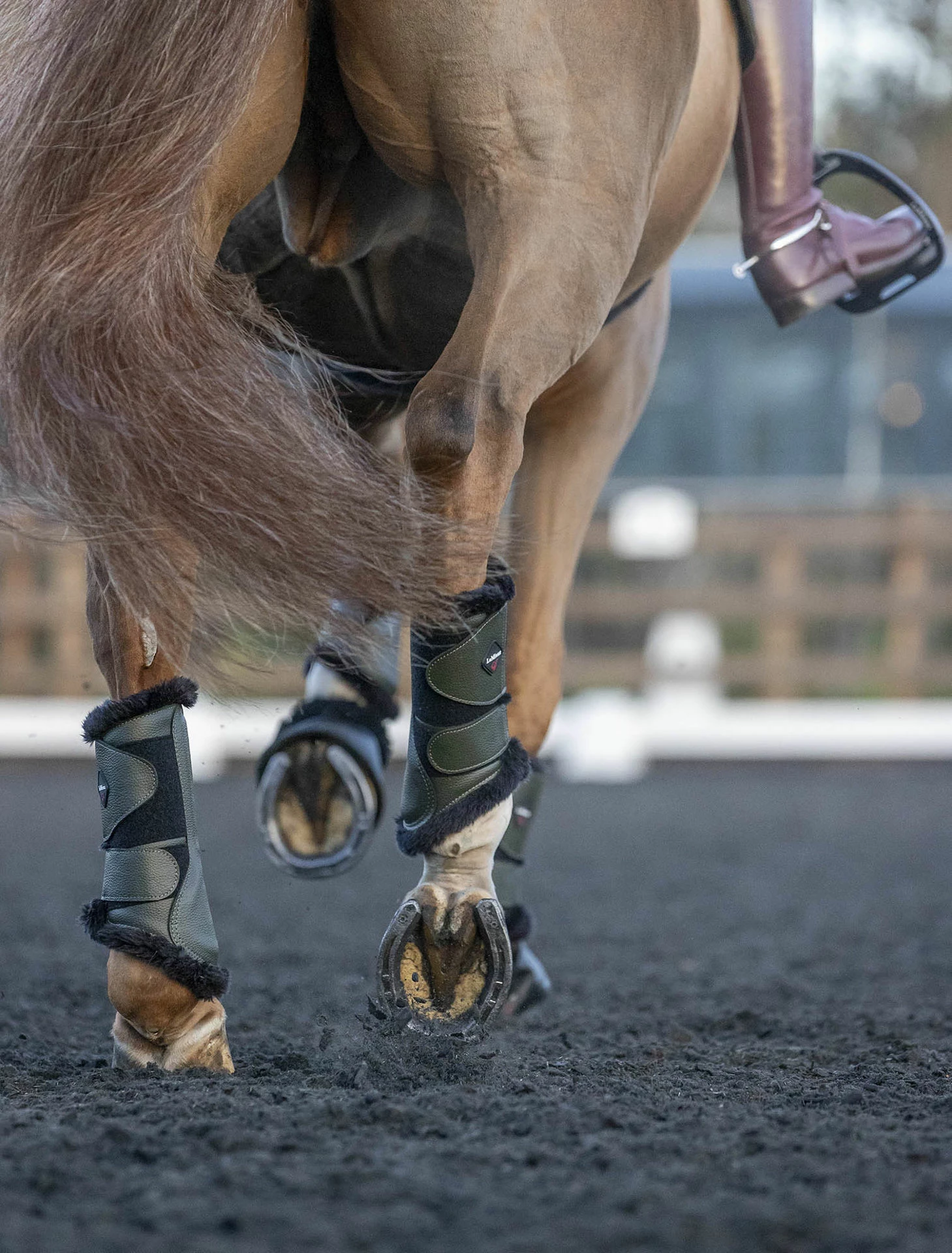 Le Mieux Fleece Lined Brushing Boots Oak - Image 2