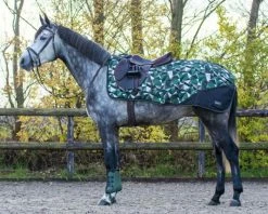 QHP Exercise Sheet Turnout Collection Fleece Twist